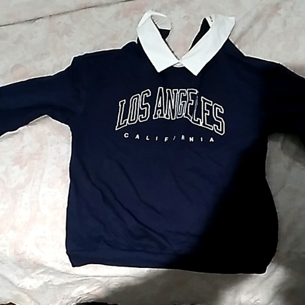Los Angeles Navy Blue sweater 11-12Y